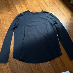 Lululemon Love long-sleeve tee-shirt